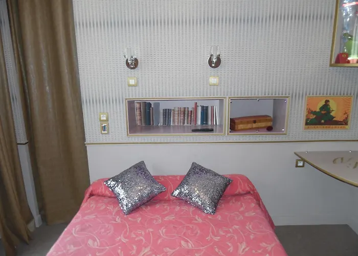Nazareth 3*
